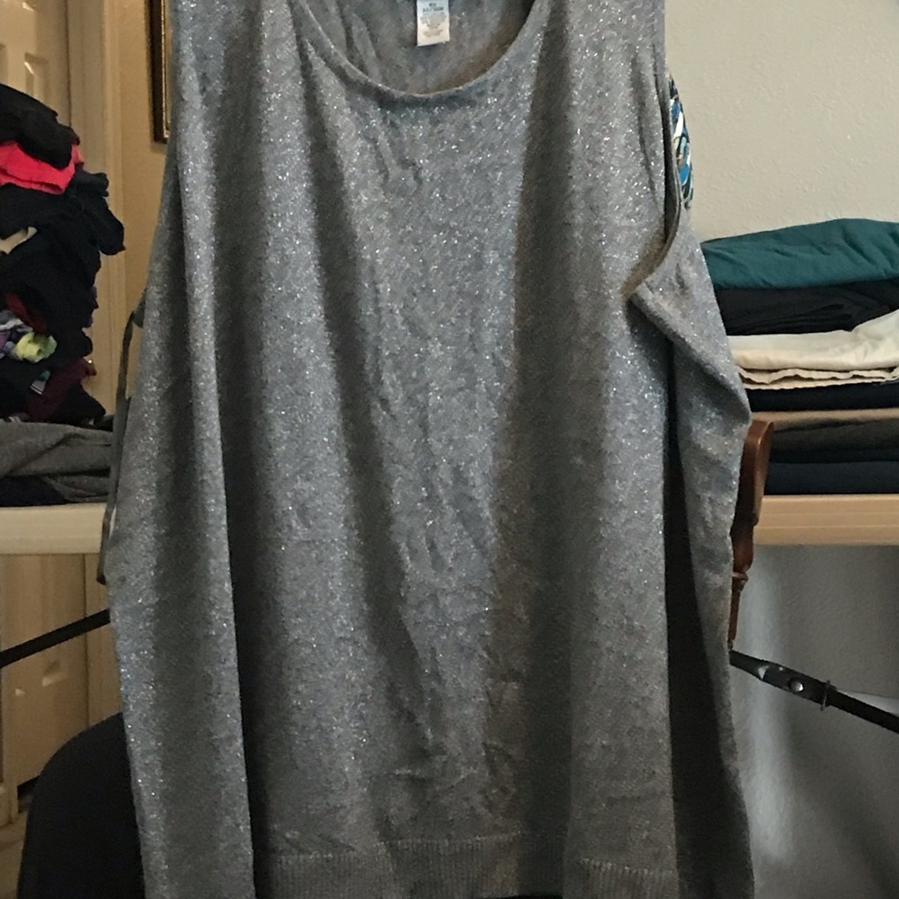 Silver sleeveless tank top with matching cardigan